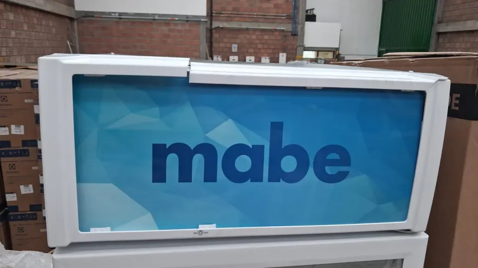 enfriador Comercial Vertical Mabe 300L — foto 3 de 3