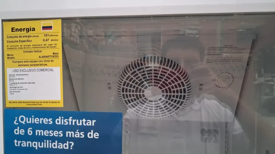 enfriador Comercial Vertical Mabe 300L — foto 2 de 3